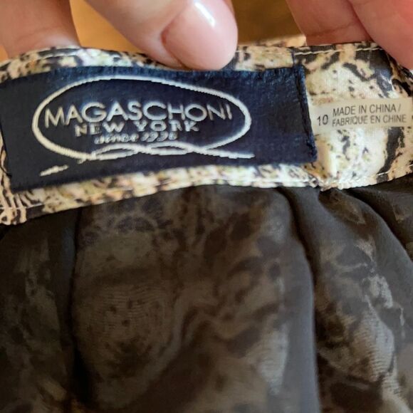 *SILK* Sz 10 Magaschoni Tapestry Lace Print Top EUC - Picture 13 of 14